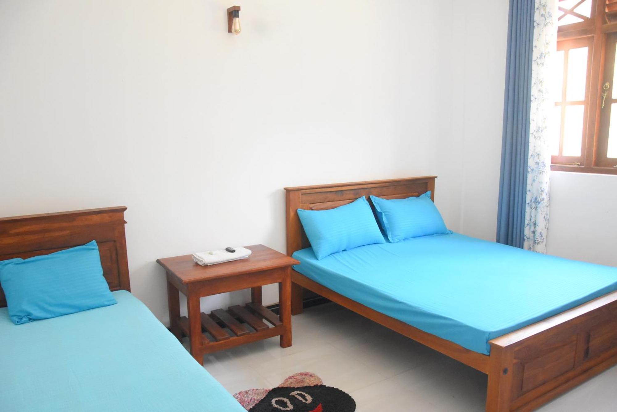 Silverline Guest House Anuradhapura Buitenkant foto