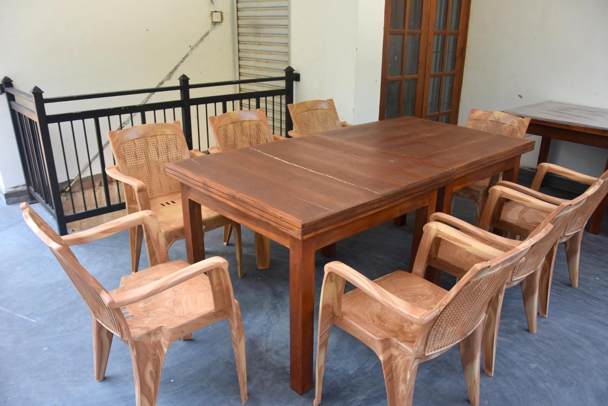 Silverline Guest House Anuradhapura Buitenkant foto